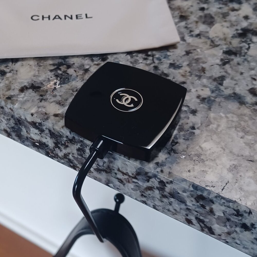 CHANEL Bag Hanger Hook with CC logo - New
